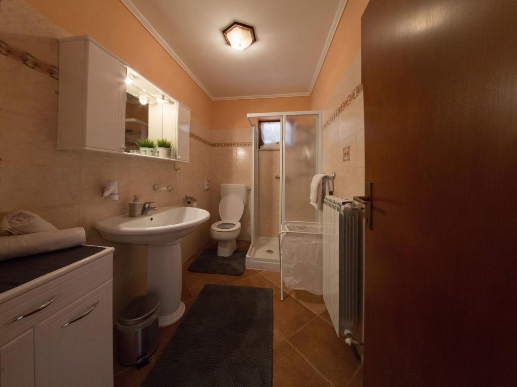 Apartment Duketis 로비니 외부 사진